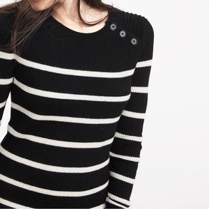 banana republic black & white striped crewneck sweater size small